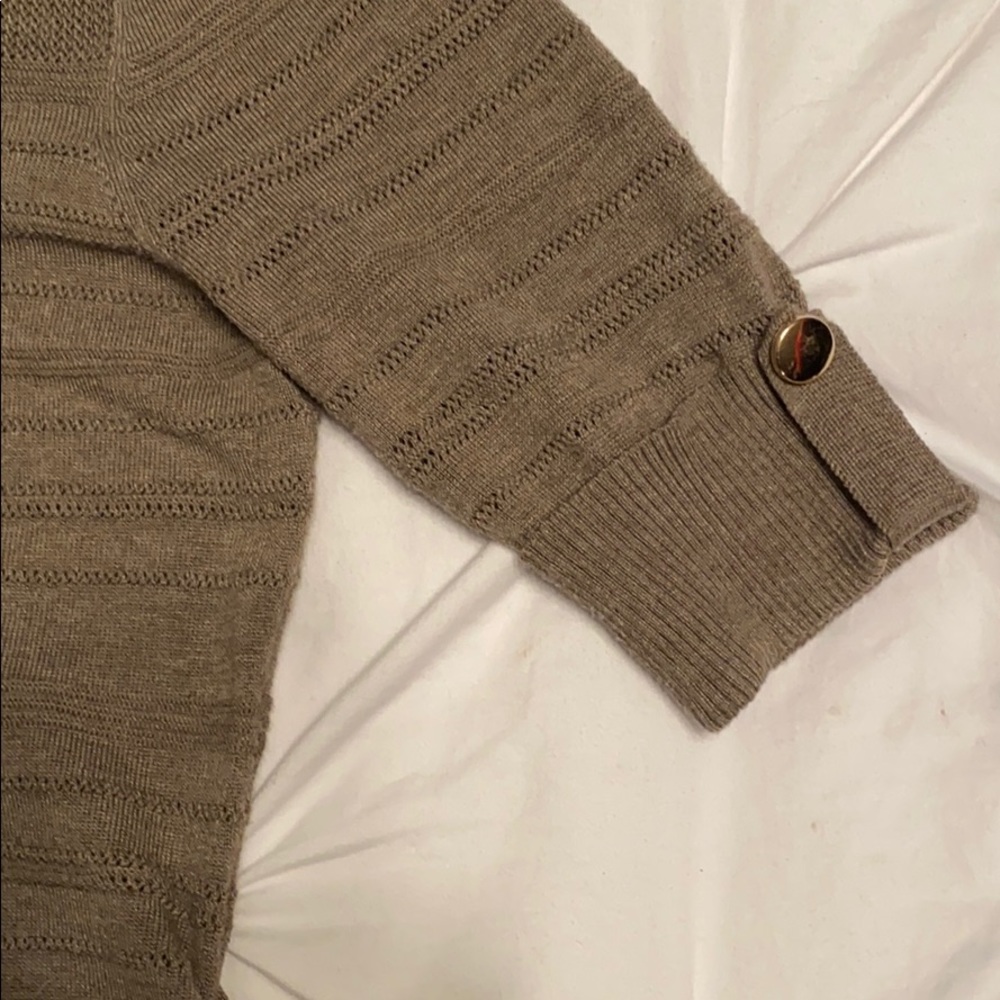 Sweater - Picture 3 of 5